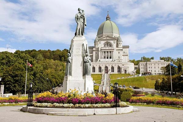 Mount Royal Tourist Attraction